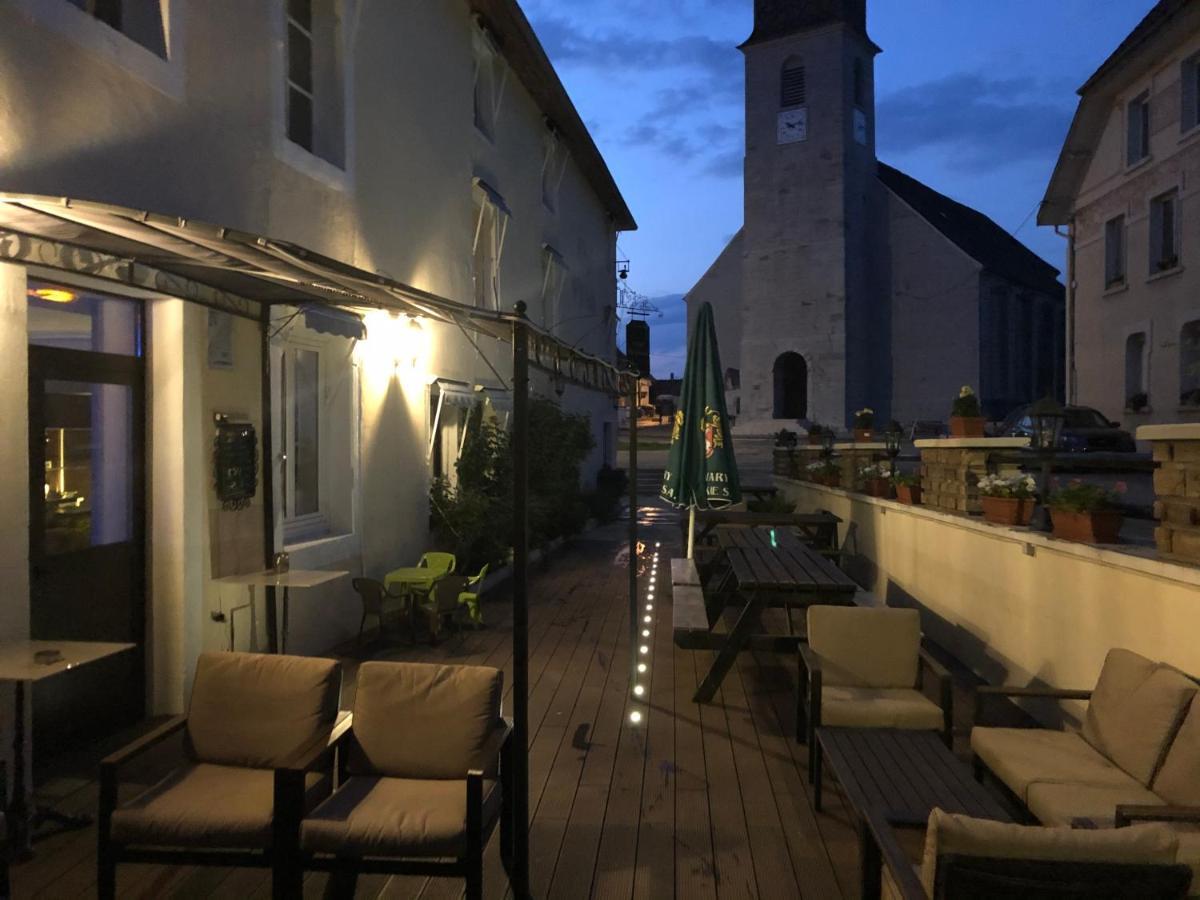 Hotel D'Artiste Pierrefontaine-les-Varans エクステリア 写真