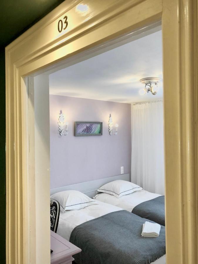 Hotel D'Artiste Pierrefontaine-les-Varans エクステリア 写真