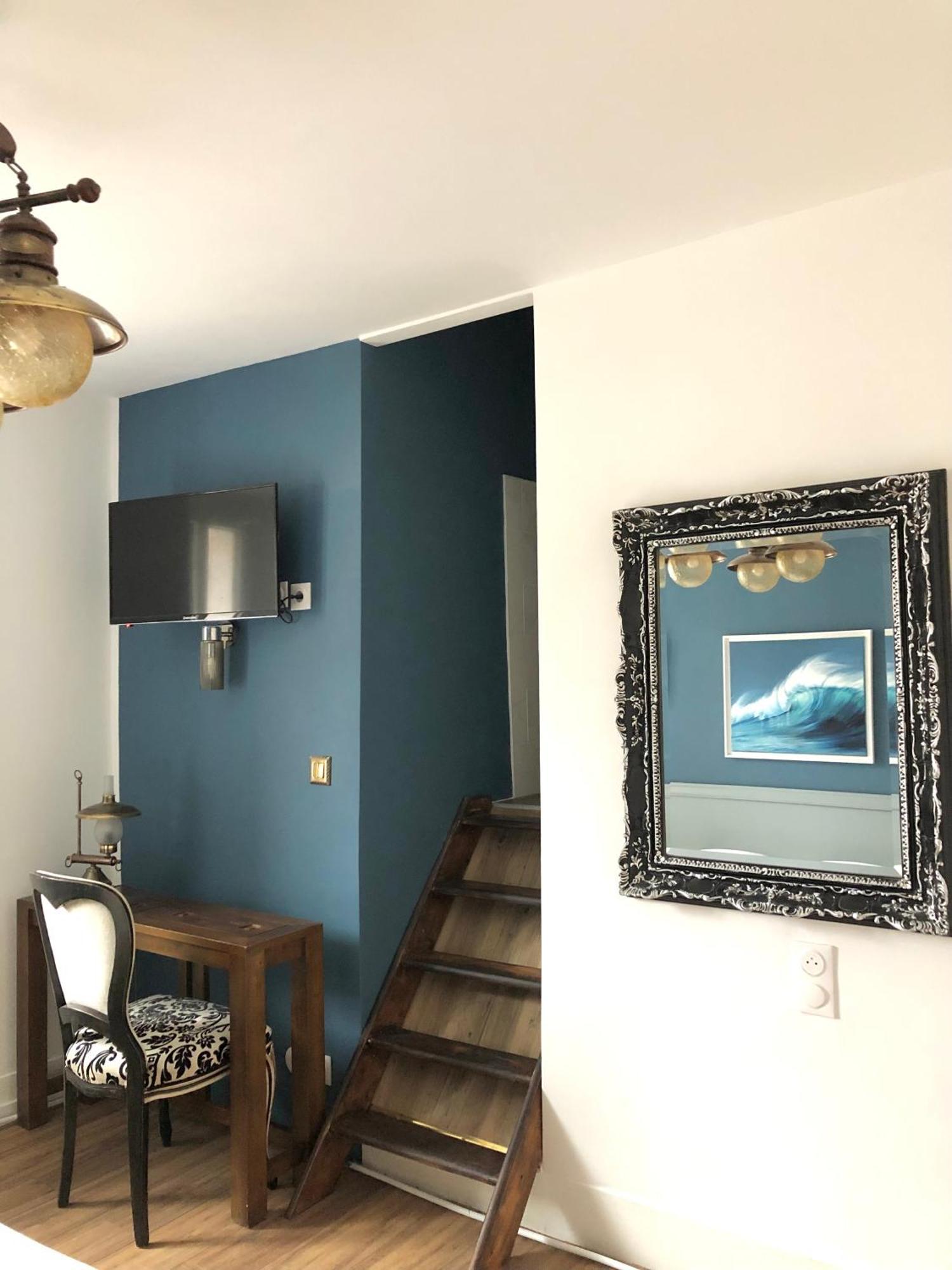 Hotel D'Artiste Pierrefontaine-les-Varans エクステリア 写真